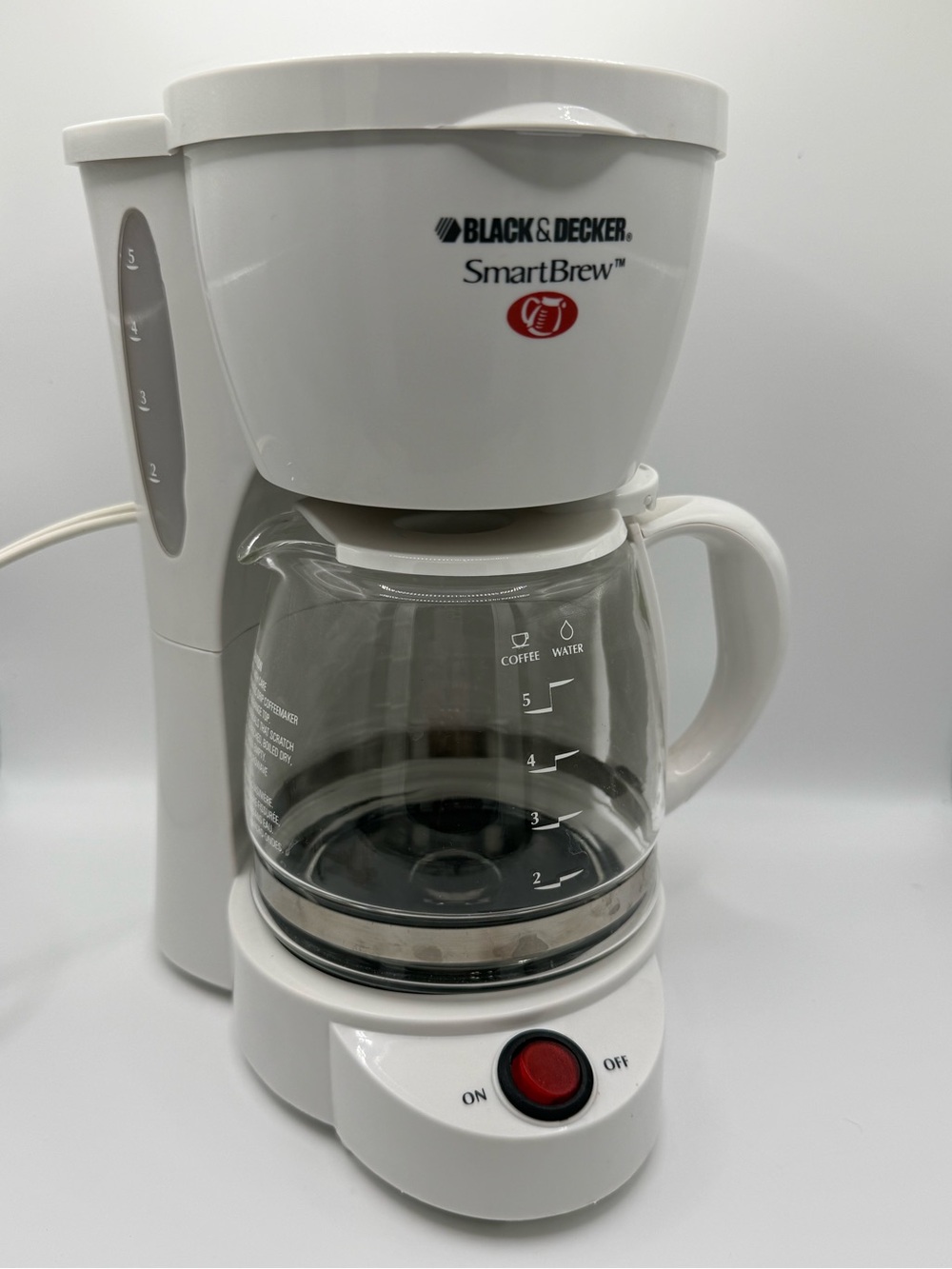 Black & Decker White SmartBrew Drip Coffee Maker with Glass Carafe